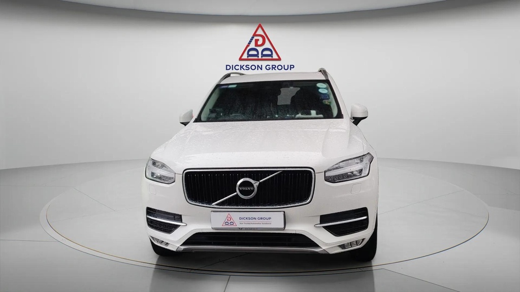 VOLVO XC90 T5 MOMENTUM (A) AWD